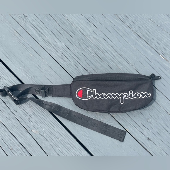 CHAMPION Oversized Fanny Pack Embroidered Crossbody Waist Bag - Picture 1 of 16